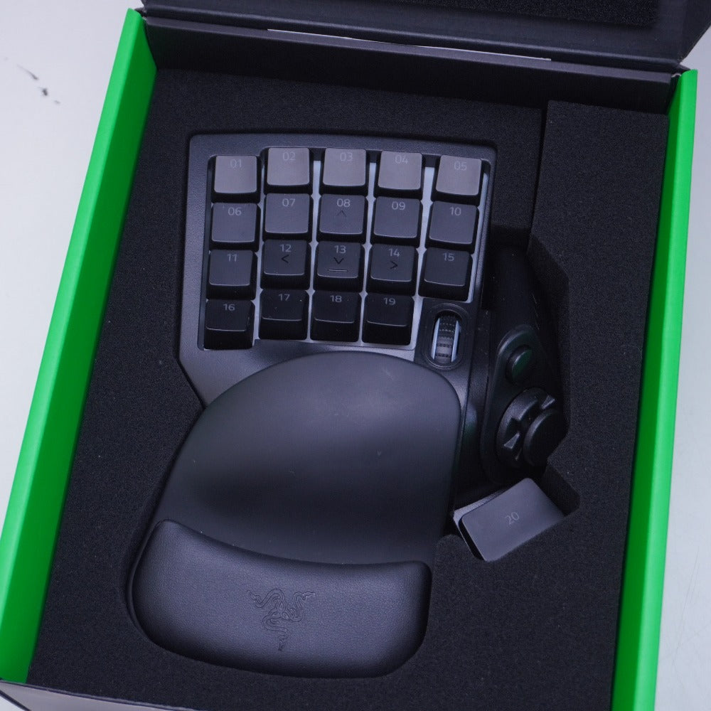 PC周辺機器 レイザー Razer