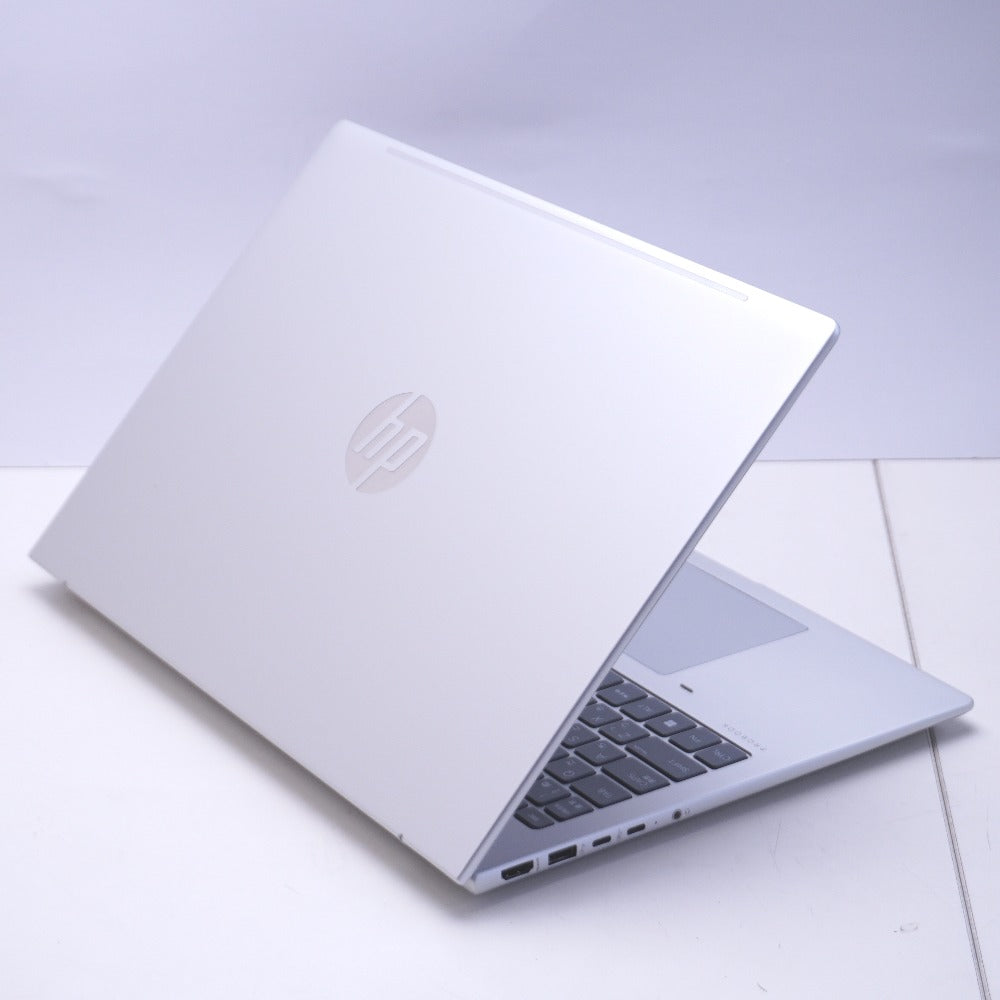 ノートパソコン