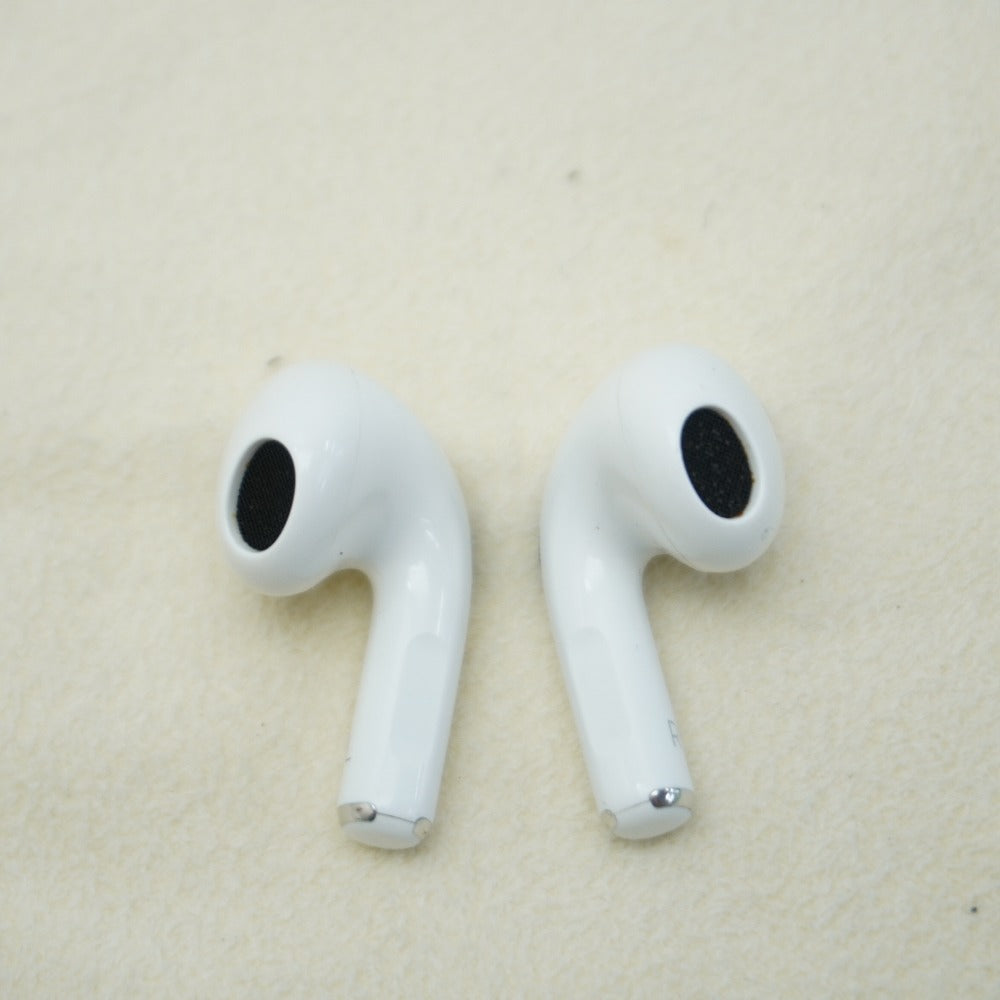 Apple オーディオ機器 AirPods 第3世代 MagSafe充電ケース MME73J/A