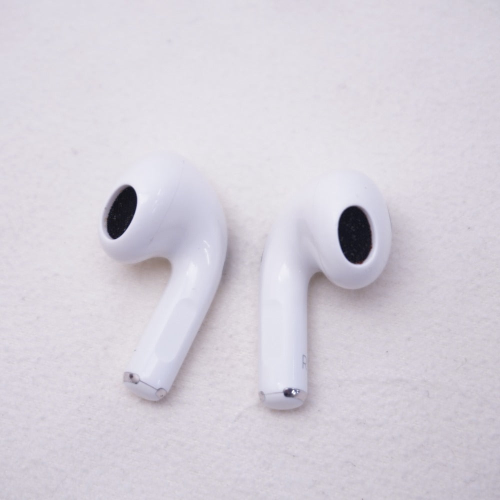 Apple オーディオ機器 AirPods 第3世代 MagSafe対応