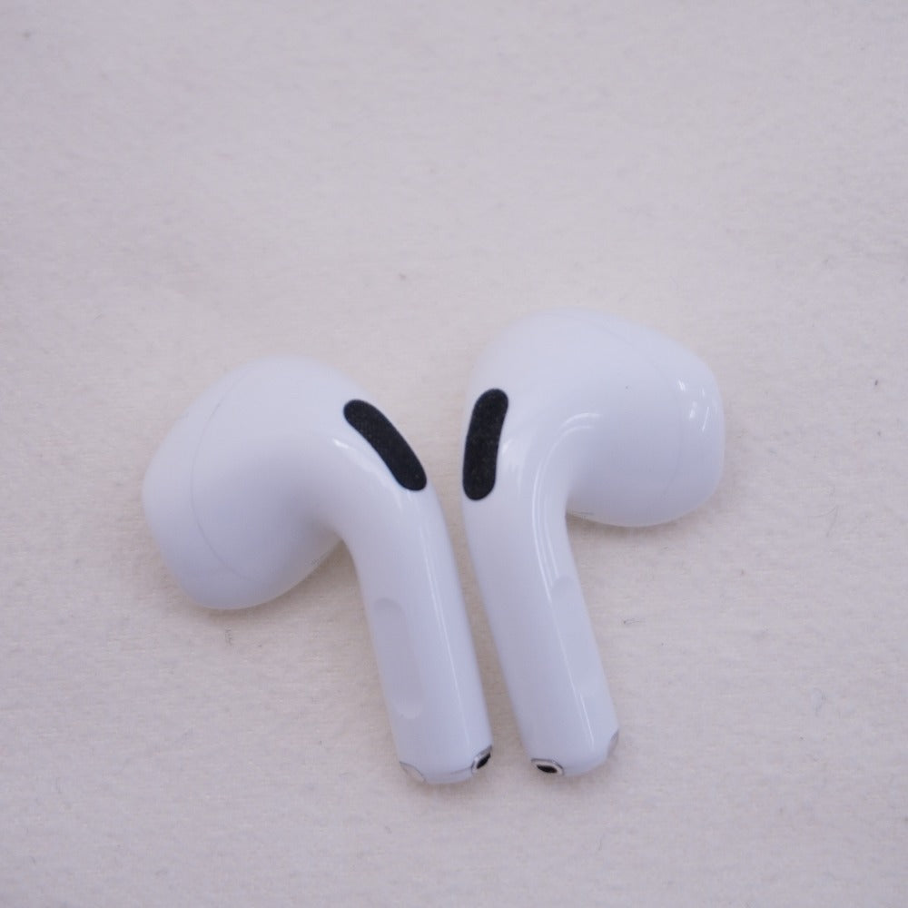 Apple オーディオ機器 AirPods 第４世代 MXP63J/A