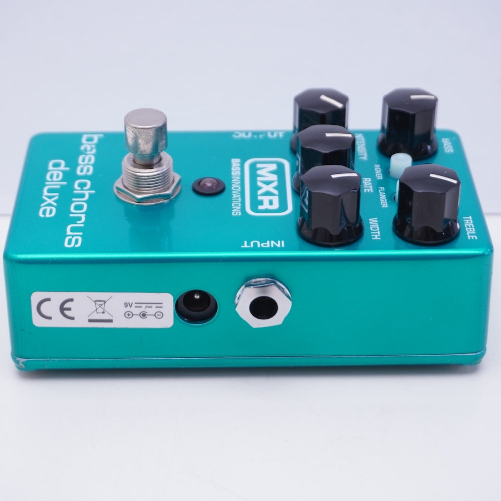 エフェクター MXR M83 bass chorus deluxe ベース コーラス