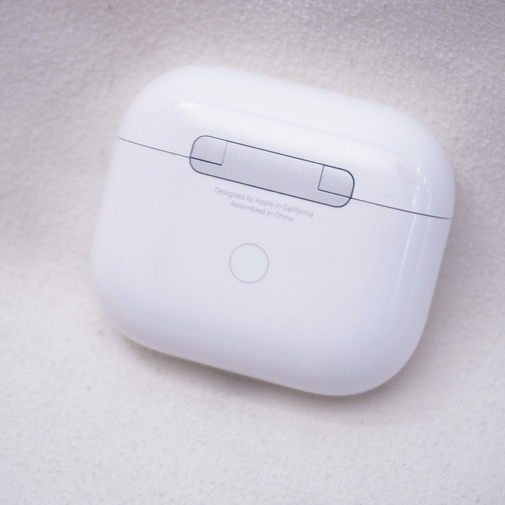 Apple オーディオ機器 AirPods 第3世代 MagSafe対応