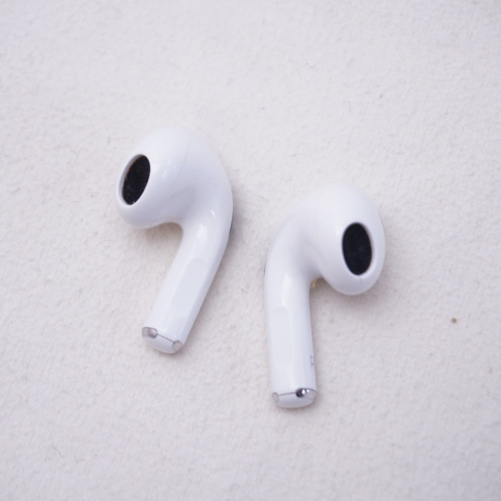 Apple オーディオ機器 AirPods 第3世代 MagSafe対応