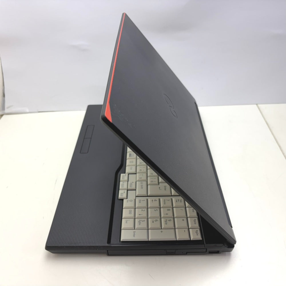 富士通 ノートパソコン LIFEBOOK Aシリーズ 15.6型ワイド液晶モデル A5510/FX Core i5-10210U 1.6GHz/メモリ8GB/SSD256GB/Win11Pro起動確認済み キーボード日焼け FMVA8804BP 中古