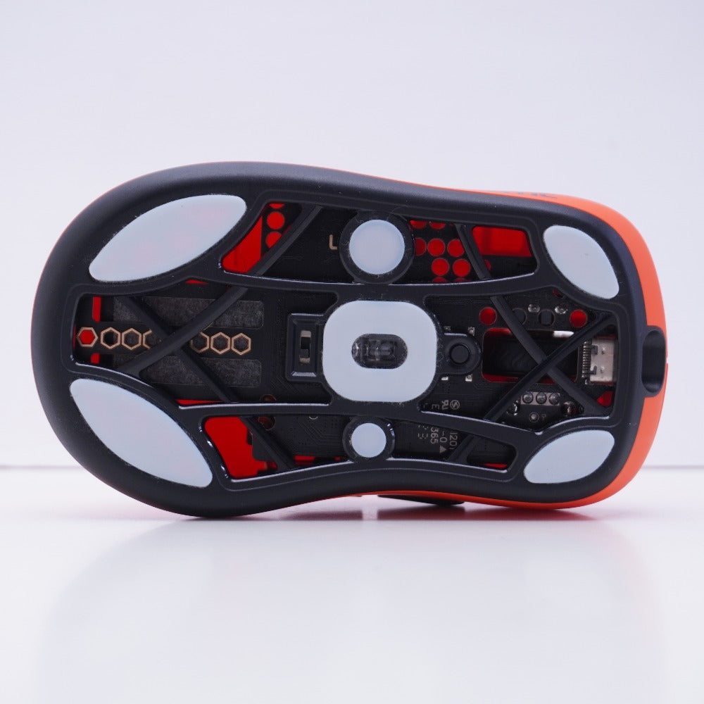 ゲーミングマウス Fnatic x Lamzu Thorn 4K special edition