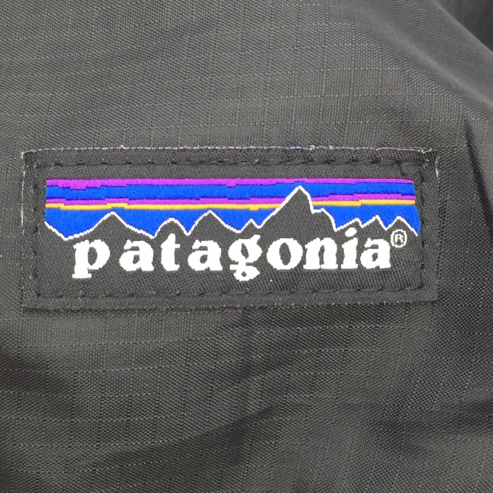 patagonia (パタゴニア) ショルダーバッグ Patagonia ライトウェイ トラベル クーリエ ショルダーバッグ　ブラック　48813 48813 未使用品