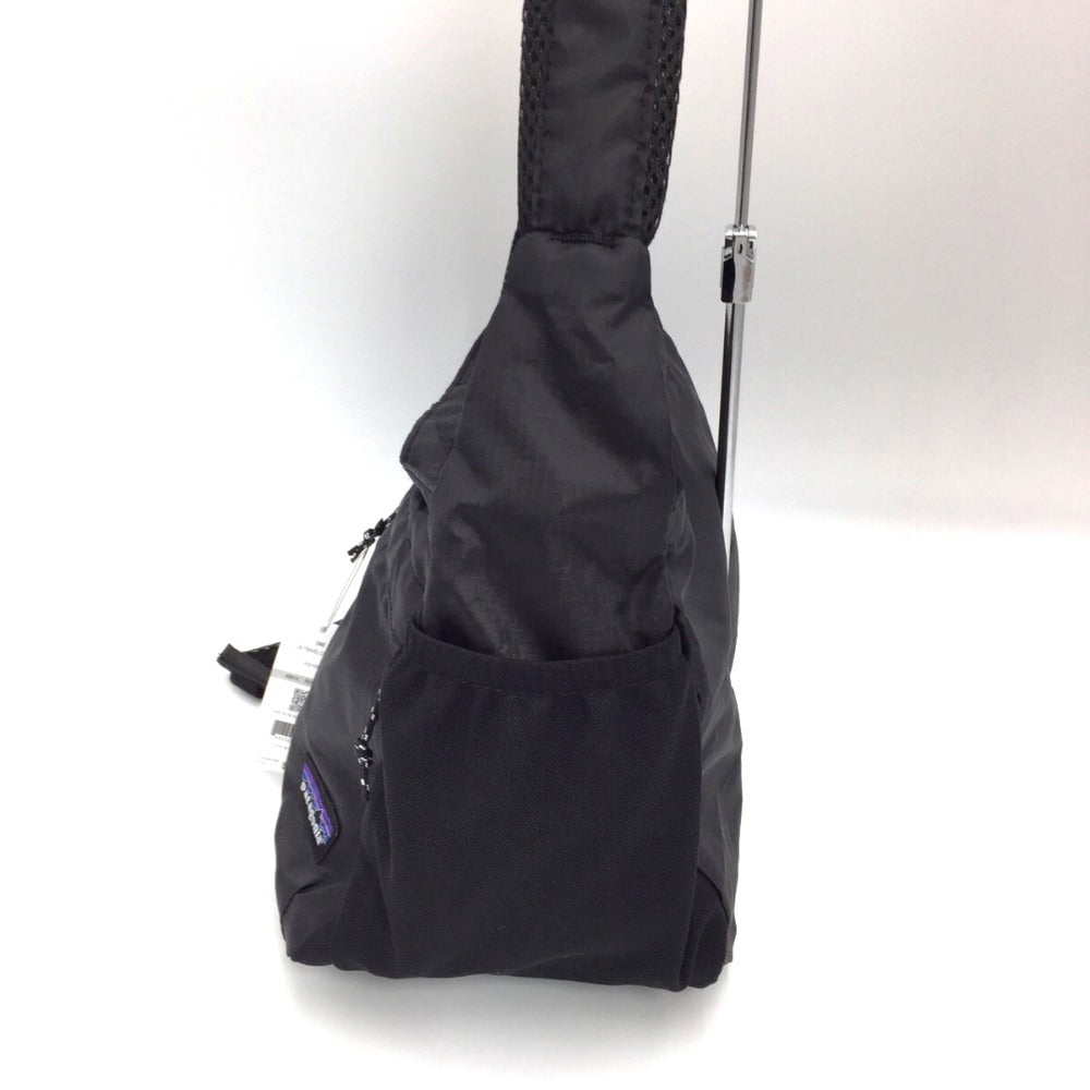 patagonia (パタゴニア) ショルダーバッグ Patagonia ライトウェイ トラベル クーリエ ショルダーバッグ　ブラック　48813 48813 未使用品