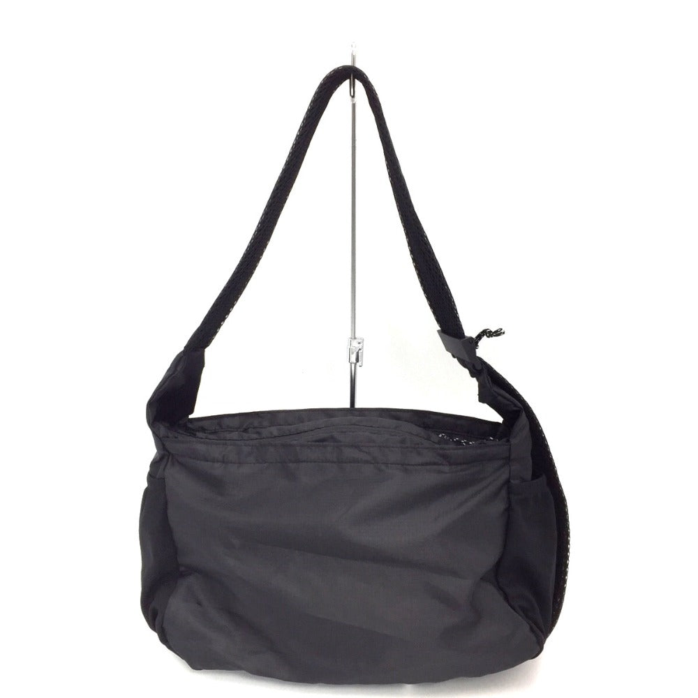 patagonia (パタゴニア) ショルダーバッグ Patagonia ライトウェイ トラベル クーリエ ショルダーバッグ　ブラック　48813 48813 未使用品
