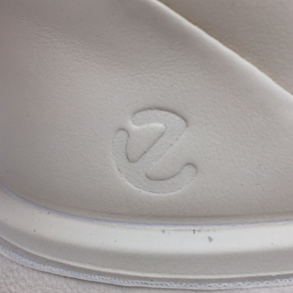 ECCO エコー BIOM 2.2W スニーカー アイボリー 22.0cm 3E 830823-59113