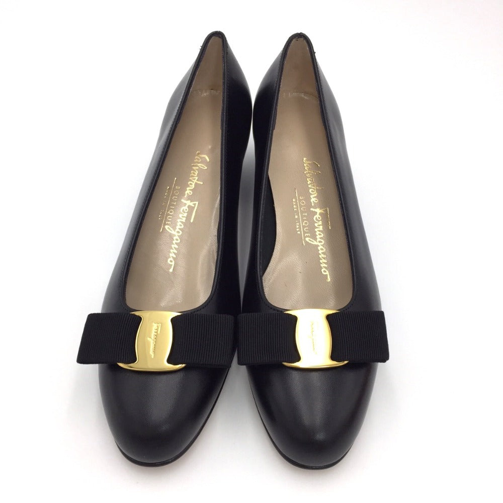 Salvatore Ferragamo (サルヴァトーレフェラガモ) パンプス Salvatore Feragamo　VARA リボンパンプス　ブラック　6　23.0cm　338 長さ24cm 未使用品