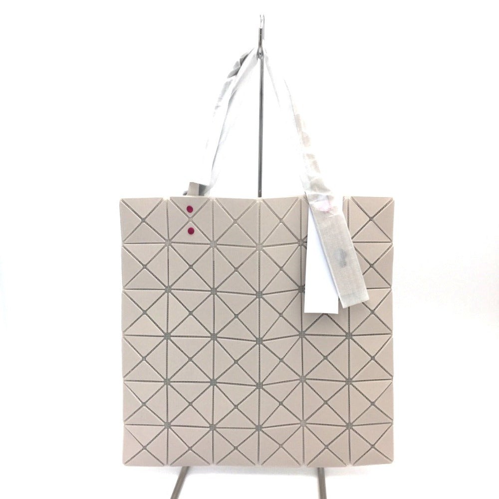 BAOBAO ISSEYMIYAKE (バオバオイッセイミヤケ) トートバッグ BAOBAO ISSEI MIYAKE　LUCENT ONE-TONE　BB31AG623　ライトベージュ 未使用品