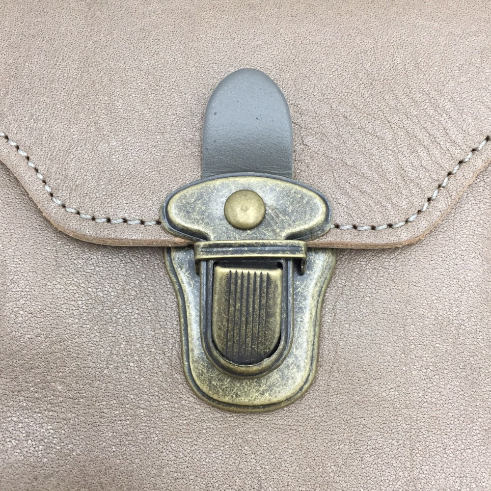 CLEDRAN (クレドラン) ショルダーバッグ CLEDRAN　MATU SHOULDER　ショルダーバッグ　グレー　CL3223 美品