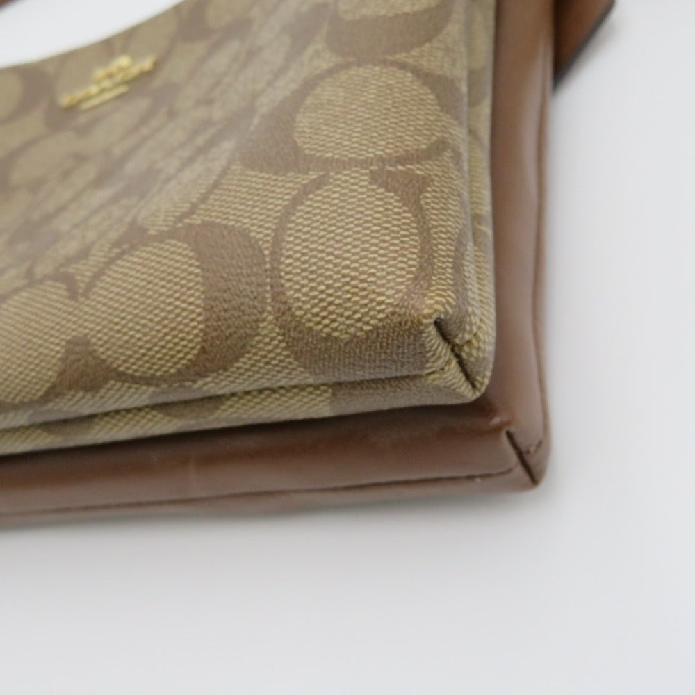 COACH (コーチ) ショルダーバッグ COACH　ライラ クロスボディ シグネチャーキャンバス　F58328　ブラウン　ショルダーバッグ 美品