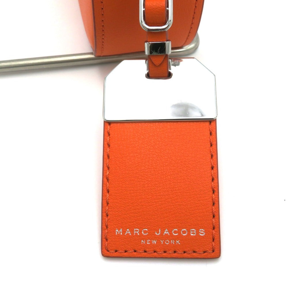 MARC JACOBS (マークジェイコブス) ショルダーバッグ MARC JACOBS　ショルダーバッグ　オレンジ　M0014109 美品