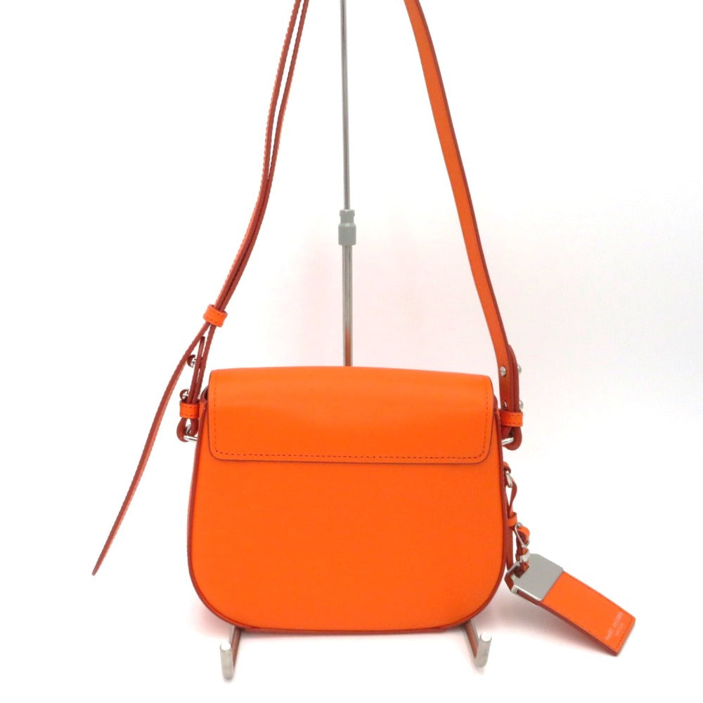 MARC JACOBS (マークジェイコブス) ショルダーバッグ MARC JACOBS　ショルダーバッグ　オレンジ　M0014109 美品