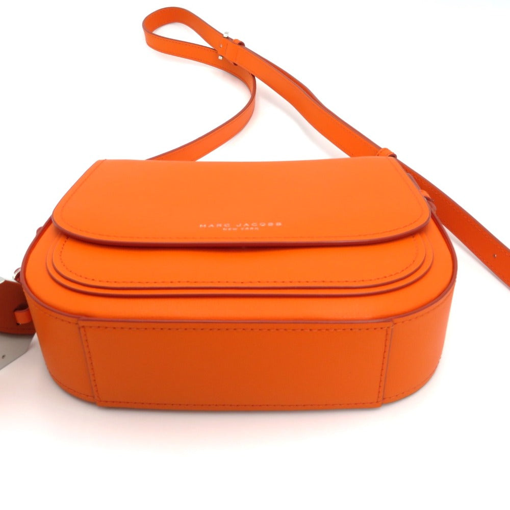 MARC JACOBS (マークジェイコブス) ショルダーバッグ MARC JACOBS　ショルダーバッグ　オレンジ　M0014109 美品