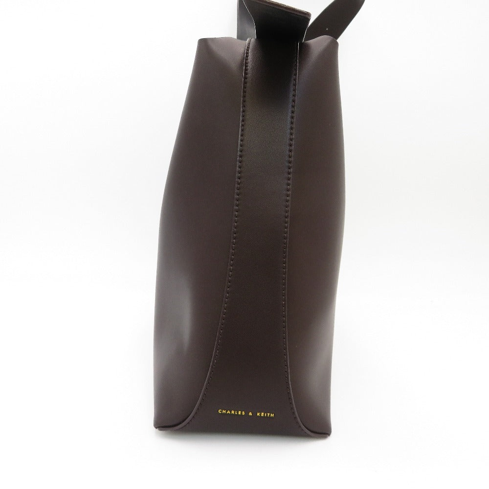 CHARLES＆KEITH (チャールズ＆キース) ショルダーバッグ CHARLES＆KEITH　Edna エドナ トートバッグ　ブラウン（ポーチ付）CK2-40270966-1 美品