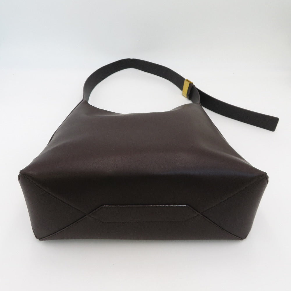 CHARLES＆KEITH (チャールズ＆キース) ショルダーバッグ CHARLES＆KEITH　Edna エドナ トートバッグ　ブラウン（ポーチ付）CK2-40270966-1 美品