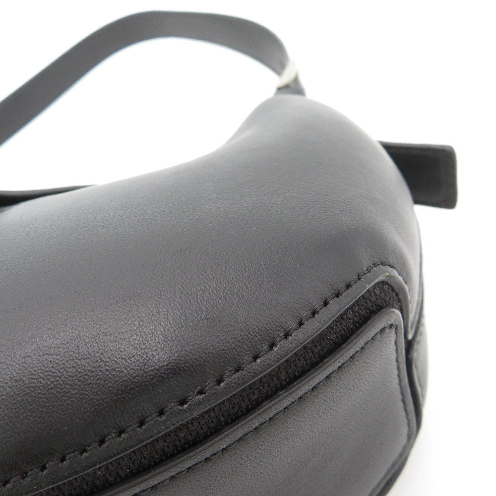 LACOSTE (ラコステ) ショルダーバッグ LACOSTE　ワンショルダーバッグ　レザー　ブラック 美品