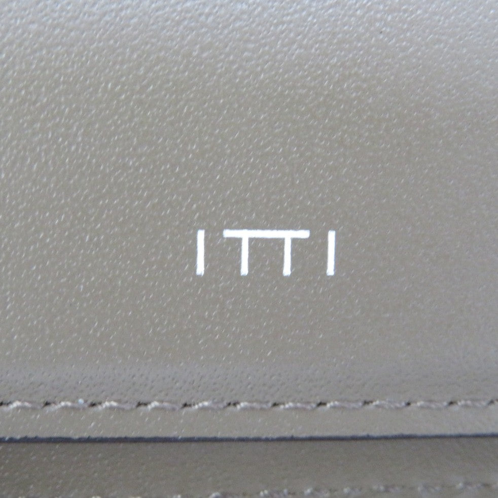 iTTi (イッチ) 二つ折り財布 ITTI　CRISTY VERY COMPACT WLT .5 / DIPLO FJORD　二つ折り財布　トープ　 美品