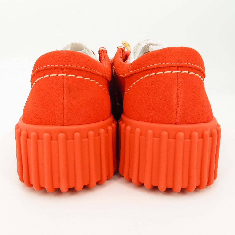 Clarks (クラークス) レザーシューズ Clarks　ワラビー torhill Bee　コーラル スエード　23.5cm 長さ27cm 未使用品