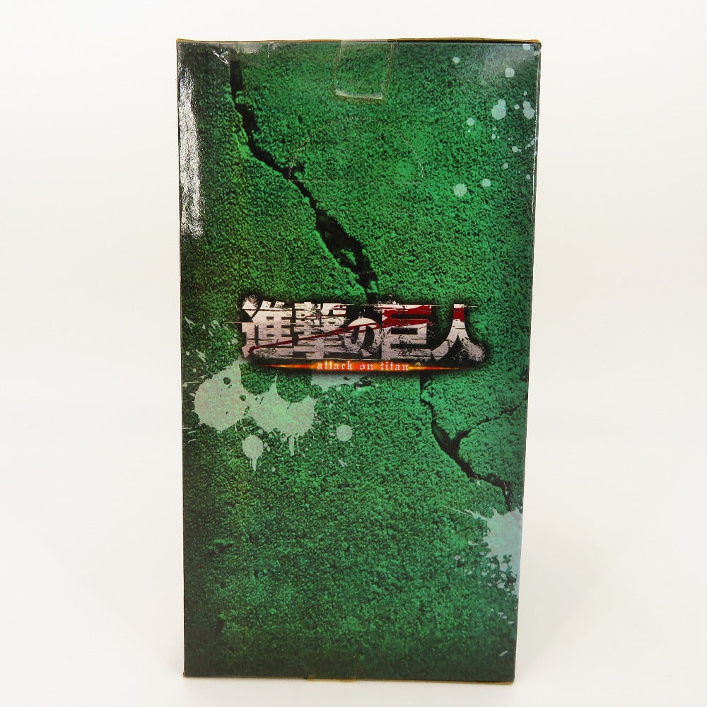 リヴァイ 「進撃の巨人」 プレミアムフィギュア“リヴァイ” 箱に汚れ有 フィギュア 未開封品