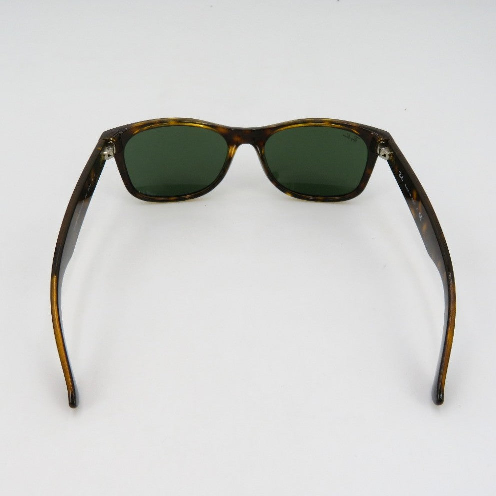 Ray-Ban (レイバン) サングラス RayBan　NEW WAYFARER CLASSIC　ニューウェイファーラークラシック　RB2132F-902L　55□18 美品
