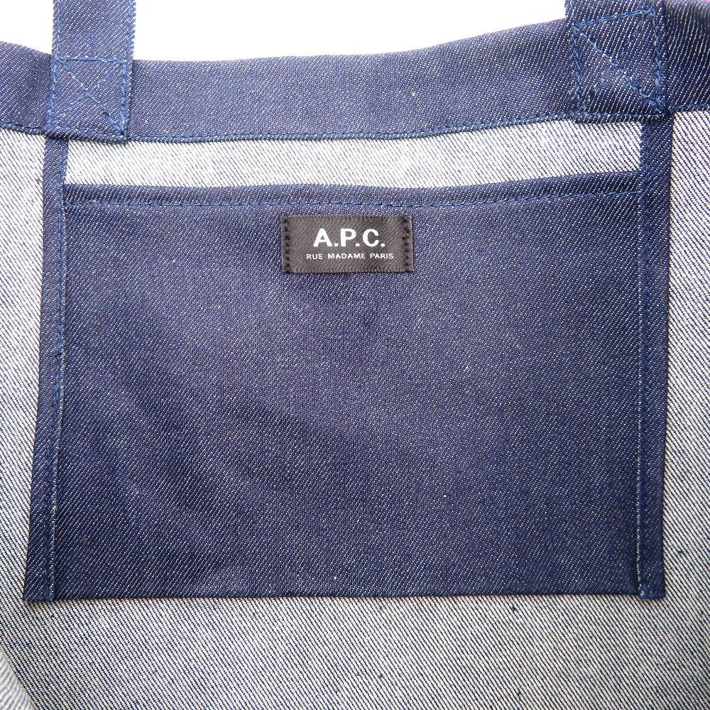 A.P.C. (アーペーセー) トートバッグ A.P.C　ロゴプリント デニム トートバッグ　インディゴネイビー　COCSX M61446 IAI INDIGO 美品