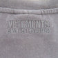 VETEMENTS (ヴェットモン) 半袖Ｔシャツ VETEMENTS　ヴェトモン　アナーキーゴシックロゴプリントTシャツ　S　ブラック×ホワイト　UE51TR640 美品