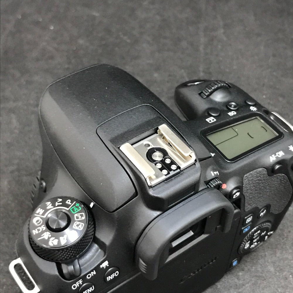 Canon EOS 9000D 本体のみ