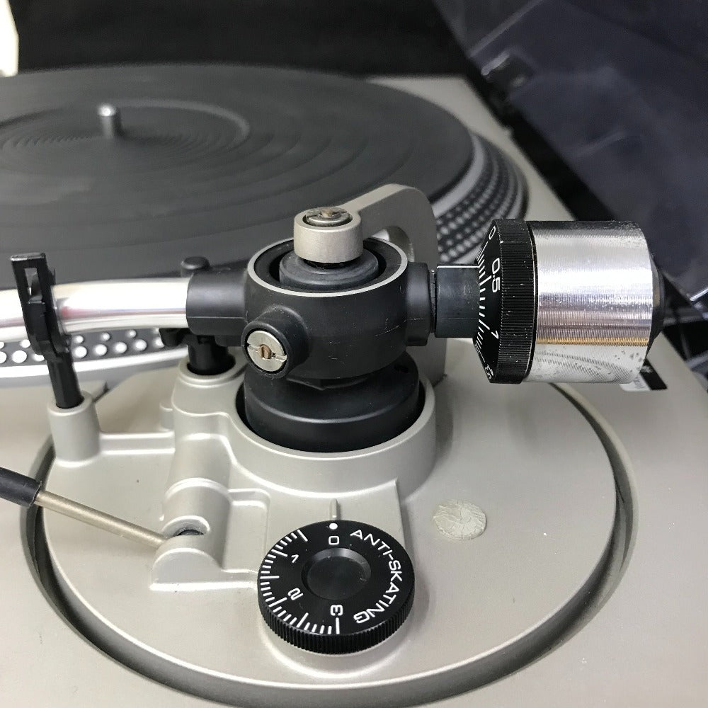 Technics (テクニクス) プレイヤー Technics レコードプレーヤー SL-1600 通電確認のみ ジャンク品