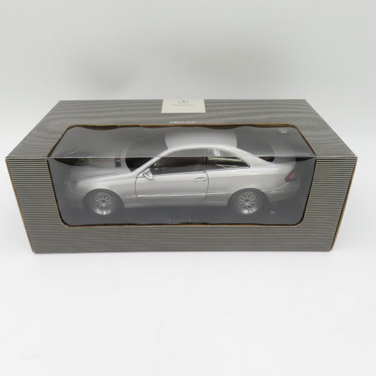 メルセデスベンツ CLK Klase Coupe シルバー 1/18 模型