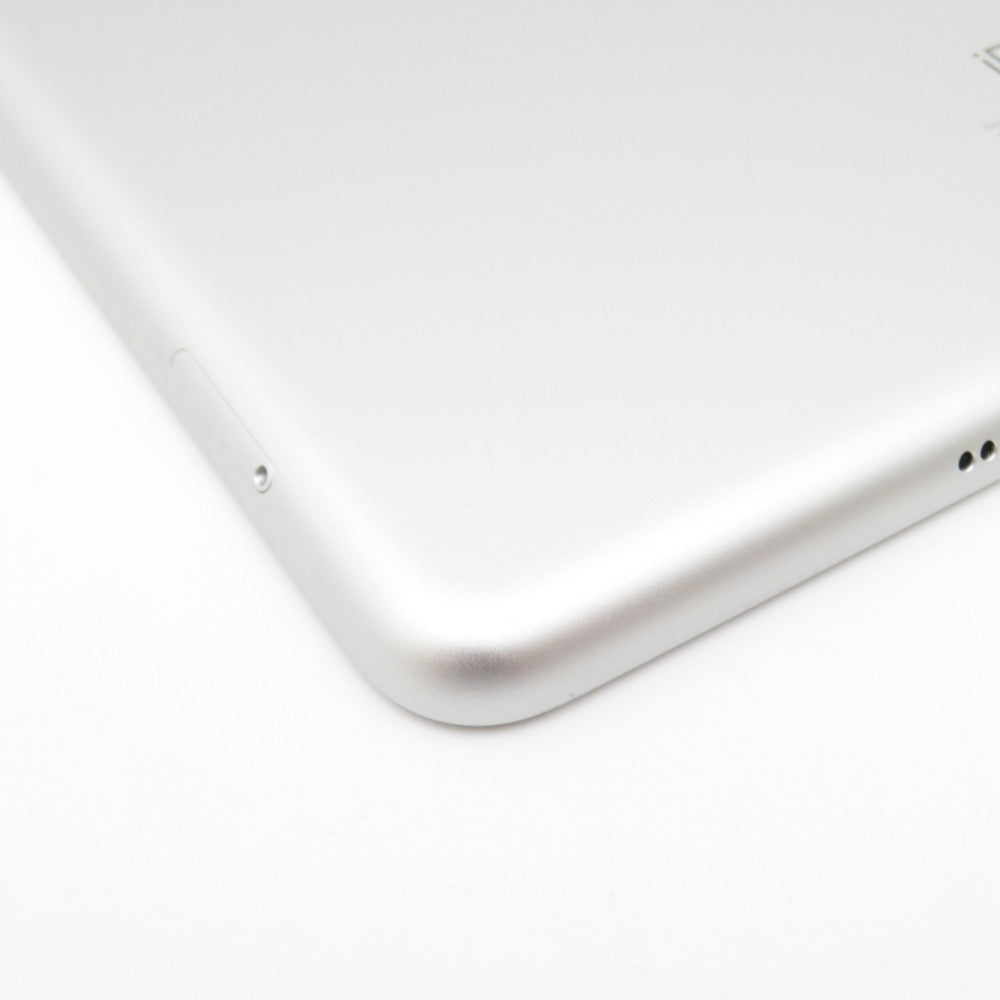 Apple iPad (アイパッド) docomo版 第7世代 Wi-Fi+Cellularモデル 32GB ...