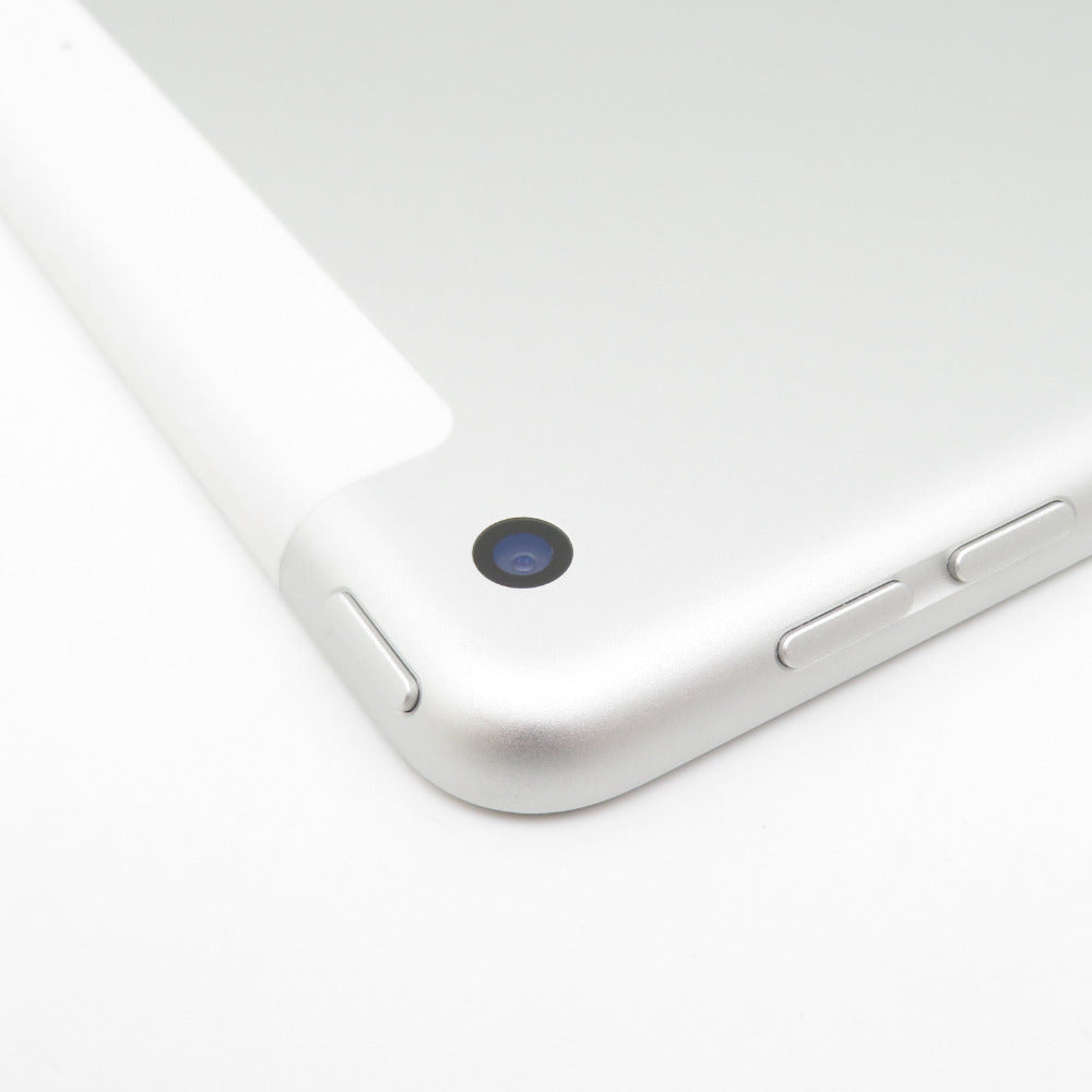 iPad 第7世代 32GB Wi-Fi＋セルラー モデル シルバー