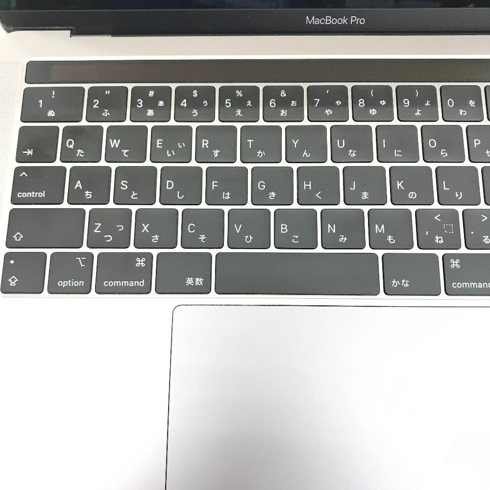 Apple (アップル) ノートパソコン MacBook 2018 Four Thunderbolt 3 Ports