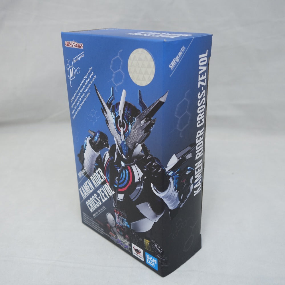 S.H.Figuarts 仮面ライダークローズエボル 「ビルド NEW WORLD 仮面ライダークローズ」 魂ウェブ商店限定