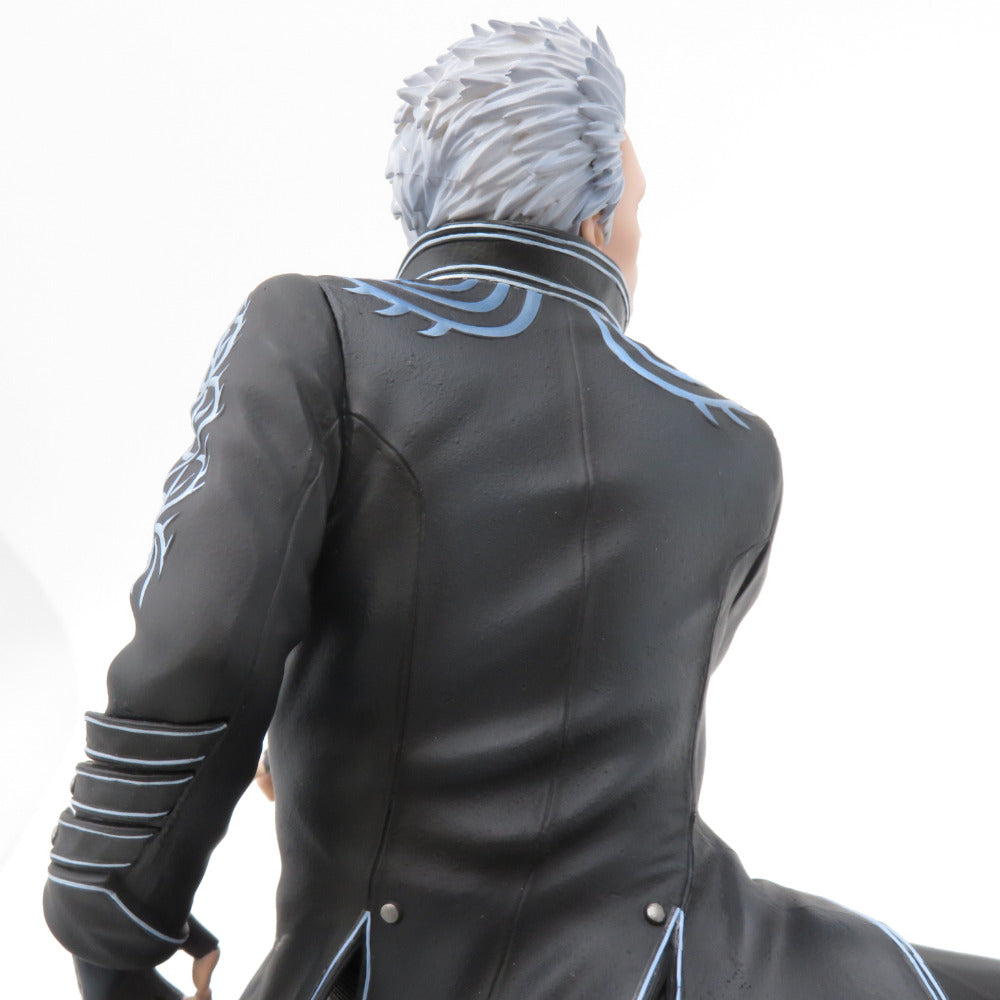ARTFX J バージル デビルメイクライ5 1/8スケール 開封品