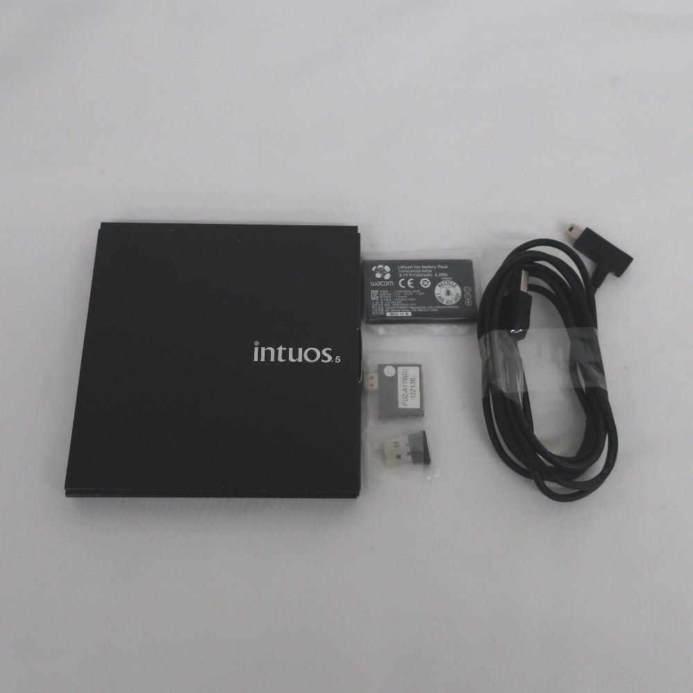 Wacom ワコム intuos5 touch medium ペンタブレット PTH-650 美
