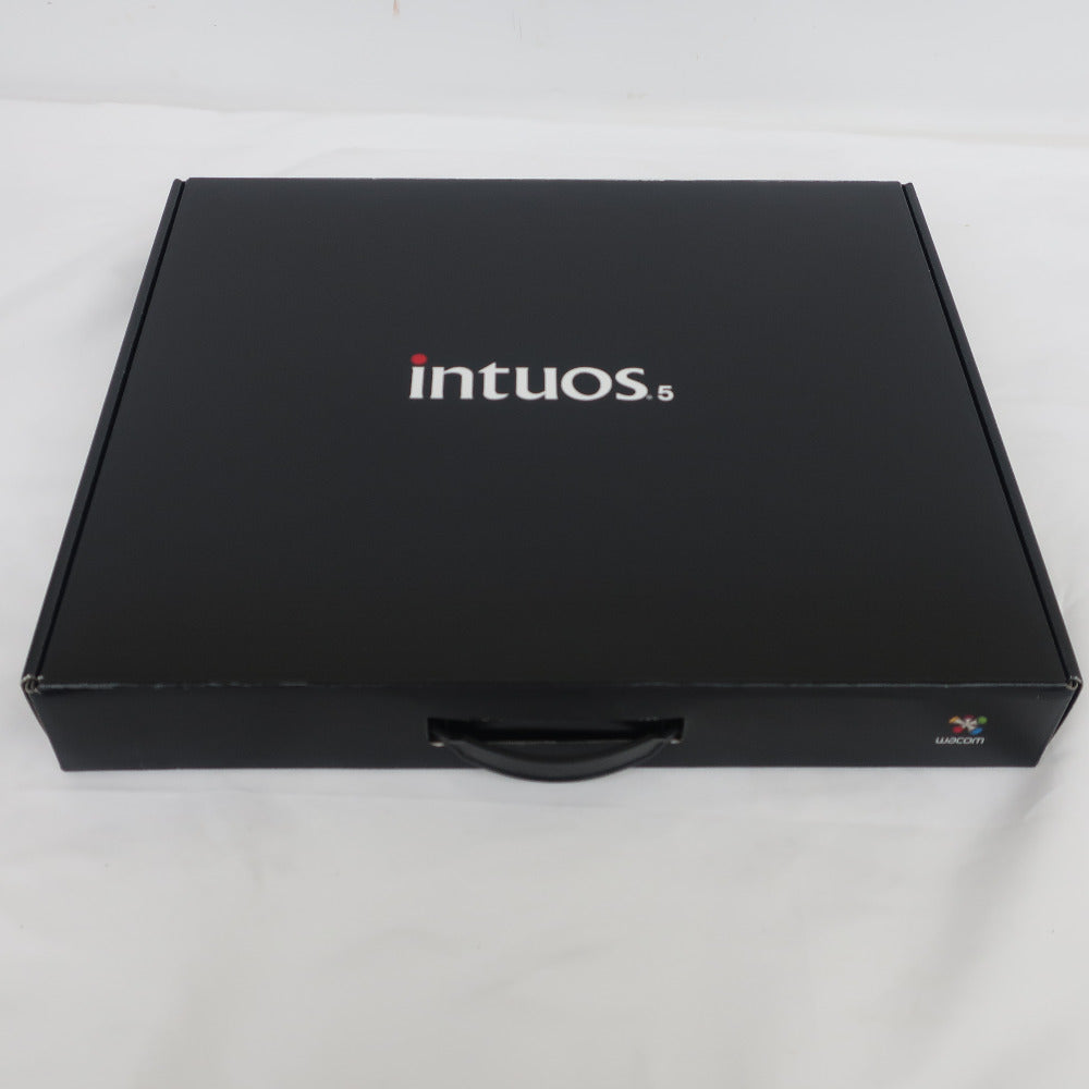 Wacom ワコム intuos5 touch medium ペンタブレット PTH-650 美
