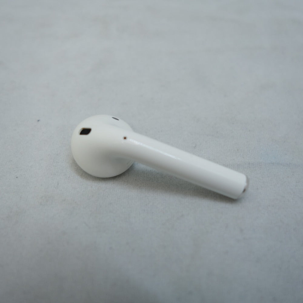 ジャンク品 Apple AirPods (エアポッズ) 第1世代 エアポッズ ワイヤレスイヤホン MMEF2J/A