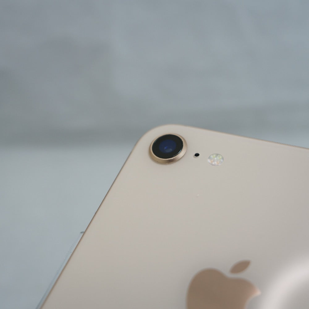 ジャンク品 [docomo版] Apple iPhone 8 (アイフォン エイト) 64GB 