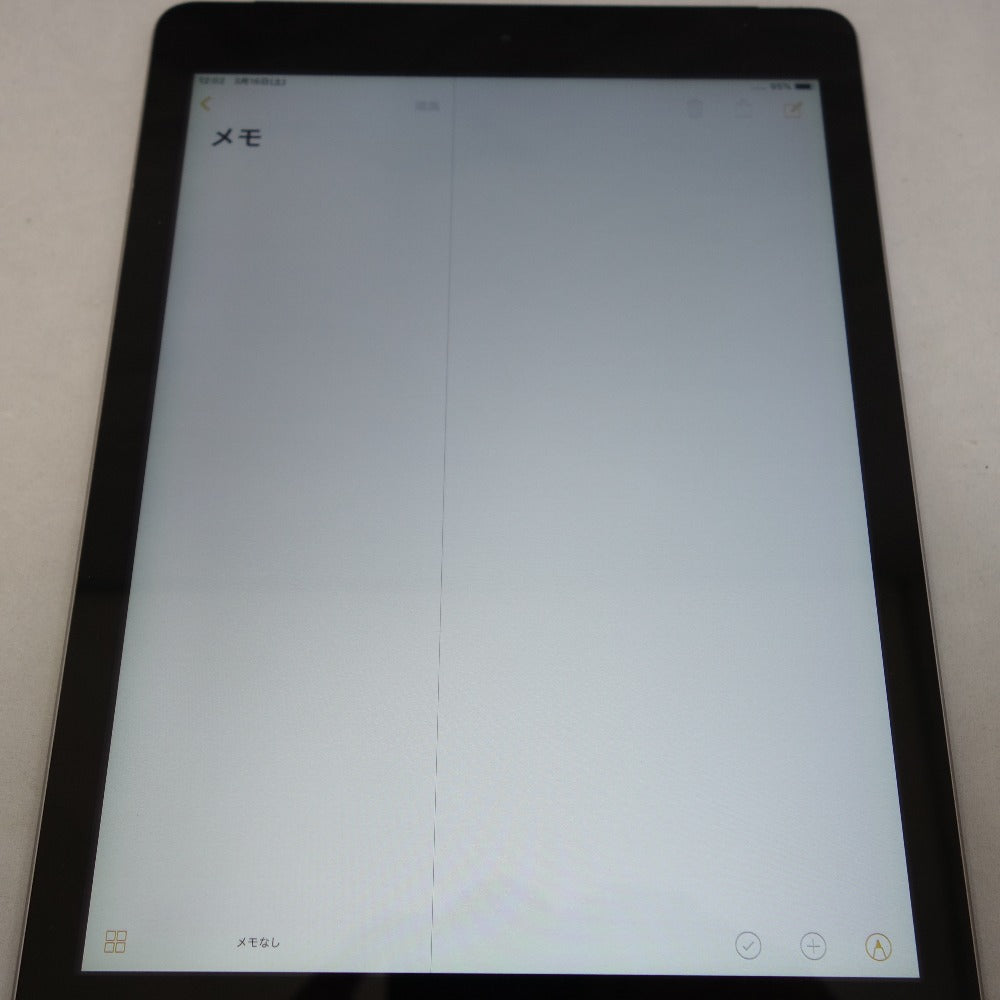 ジャンク品 [docomo版] Apple iPad Air (アイパッド エアー) Wi-Fi+ 