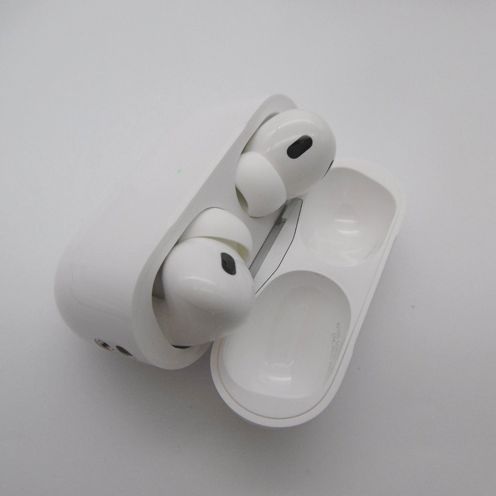 Apple AirPods (エアポッズ) オーディオ機器 Apple AirPods Pro 第2世代 MQD83J/A 美品