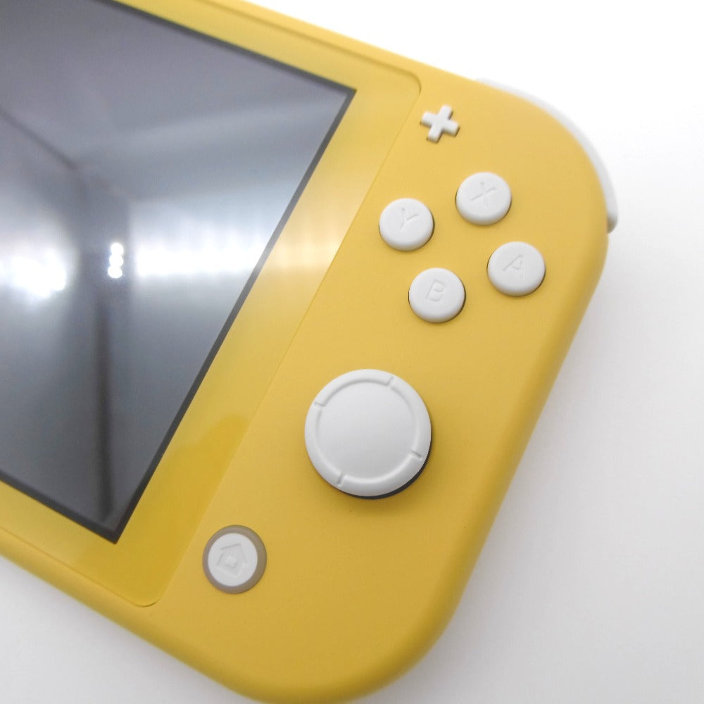 Nintendo Switch (ニンテンドースイッチ) ゲームハード 任天堂 Nintendo Switch Lite/スイッチライト イエロー