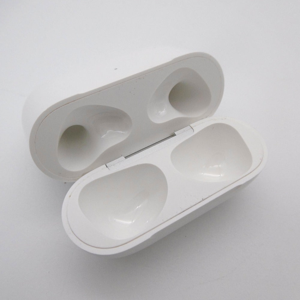 Apple AirPods (エアポッズ) オーディオ機器 Apple AirPods 第3世代 MPNY3J/A ワイヤレスイヤホン MPNY3J/A