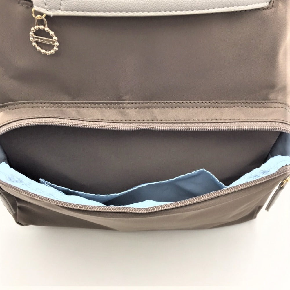 Kanana project (カナナプロジェクト) リュック・デイパック Kanana Project　リュックサック　エブリーリュック　背面ポケット付き　大　グレージュ　31662 美品