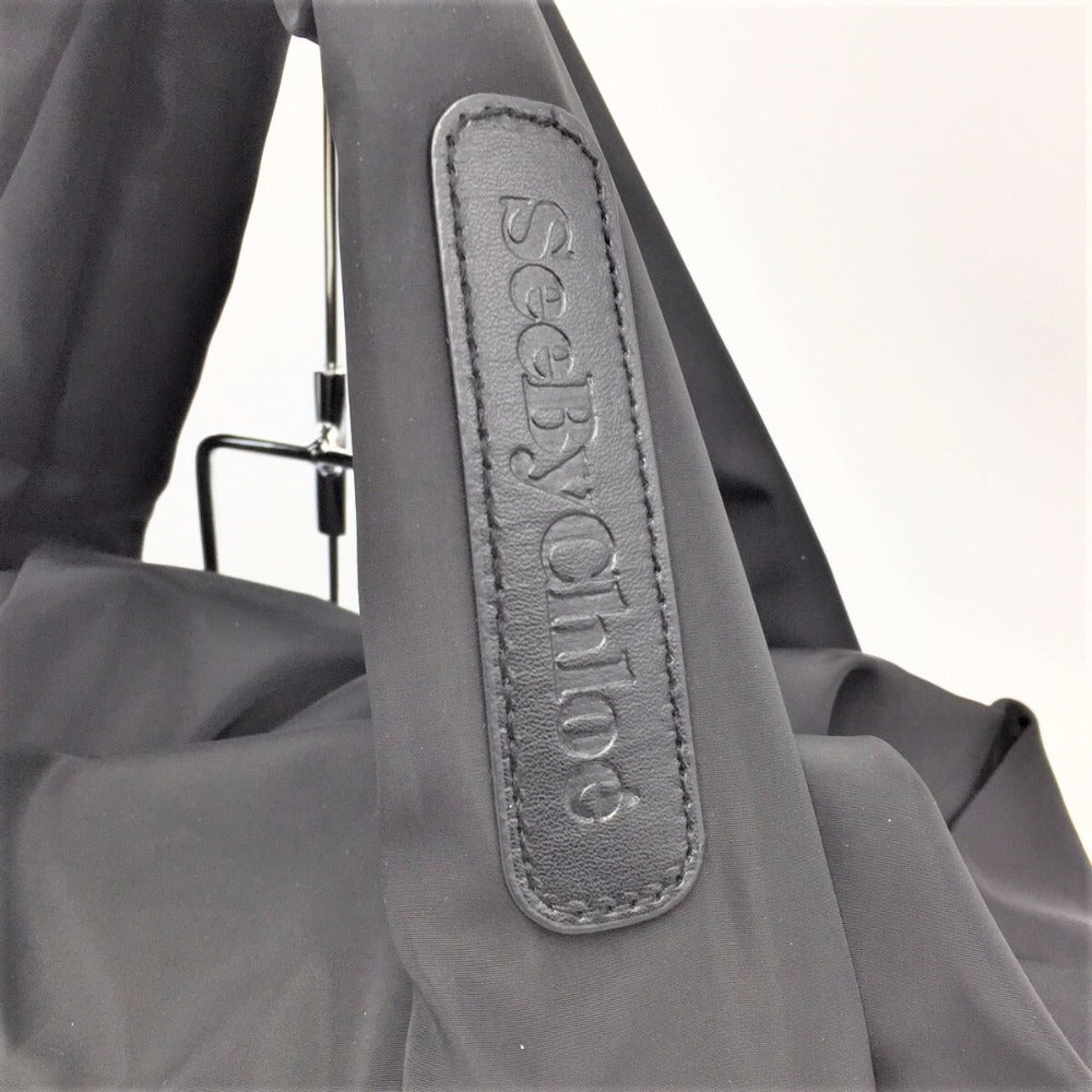 SEE BY CHLOE (シーバイクロエ) トートバッグ SeeByChloe　ジョイライダー ナイロントートバッグ　ブラック　スターチャーム付き