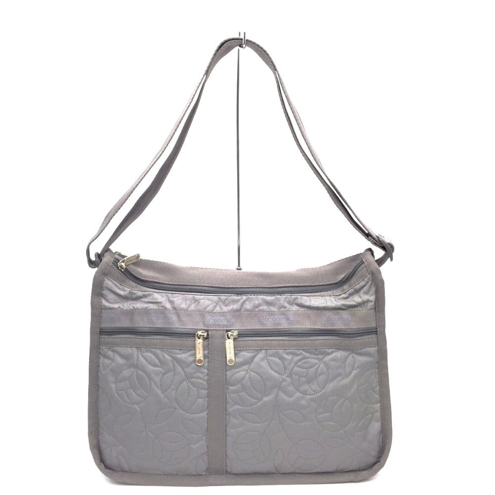 LeSportsac (レスポートサック) ショルダーバッグ Lesportsac　ショルダーバッグ　7507　キルティング グレー　ポーチ付き 美品