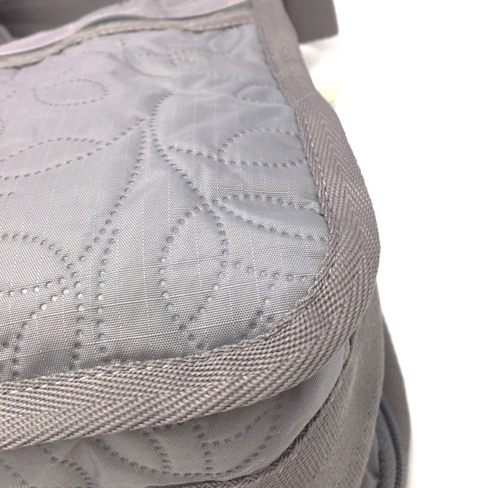 LeSportsac (レスポートサック) ショルダーバッグ Lesportsac　ショルダーバッグ　7507　キルティング グレー　ポーチ付き 美品